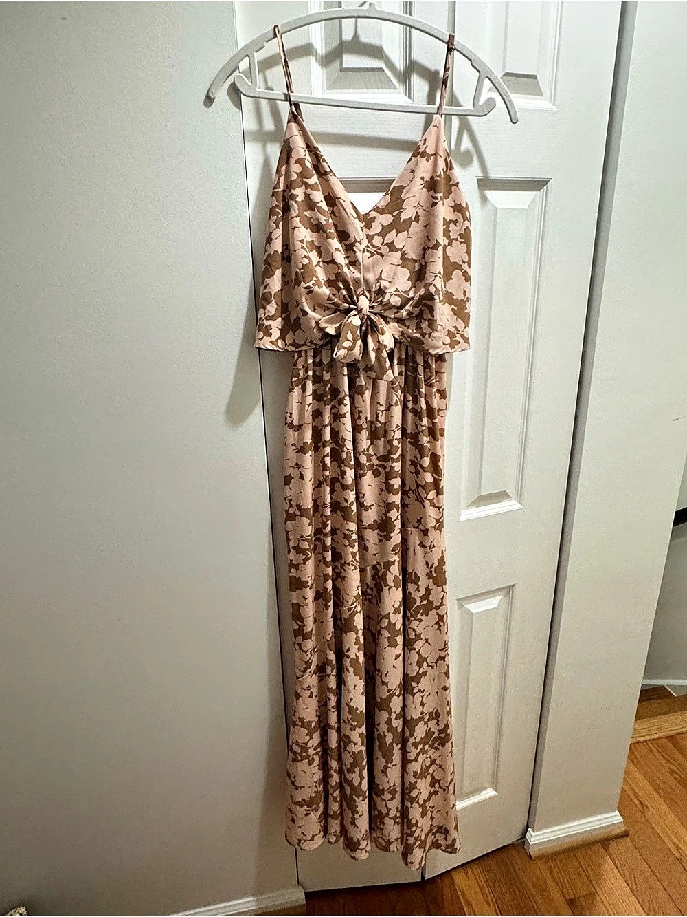 VICI Floral Maxi Dress in Brown & Pink Size Small